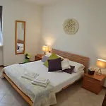 In Centro A Torri Del Benaco